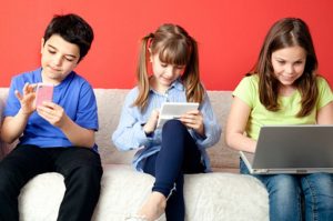 Pengaruh teknologi pada anak