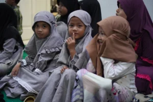 arti anak yatim menurut islam